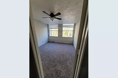 28 Lakeway Street, Conroe, TX 77304 - Photo 5