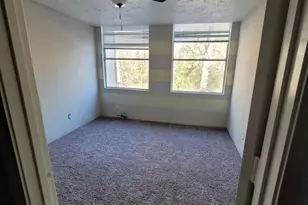 28 Lakeway St, Conroe, TX 77304 - Photo 5