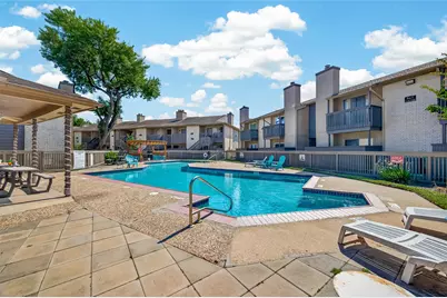 1900 Bay Area Boulevard #136, Houston, TX 77058 - Photo 23