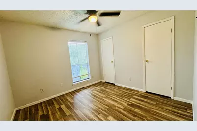 1900 Bay Area Boulevard #136, Houston, TX 77058 - Photo 17