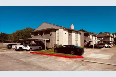 1900 Bay Area Boulevard #136, Houston, TX 77058 - Photo 19