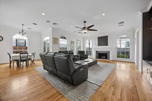 551 S 2nd St, Bellaire, TX 77401 - Photo 9