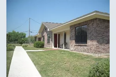 1103 Lincoln Street, Zapata, TX 78076 - Photo 1