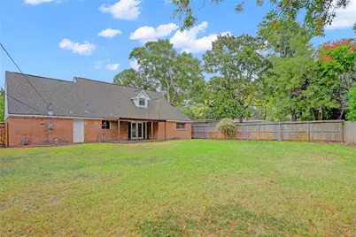 9631 Fairdale Lane, Houston, TX 77063 - Photo 19