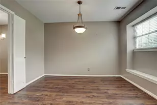 9631 Fairdale Ln, Houston, TX 77063 - Photo 5