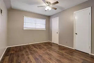 9631 Fairdale Ln, Houston, TX 77063 - Photo 15
