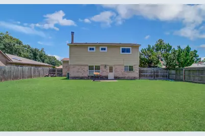 7503 Wovenwood Lane, Houston, TX 77041 - Photo 31