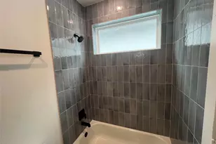5339 Larkin St, Houston, TX 77007 - Photo 13