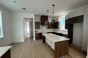5339 Larkin St, Houston, TX 77007 - Photo 3