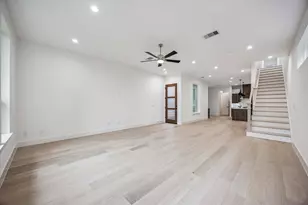 5339 Larkin St, Houston, TX 77007 - Photo 9