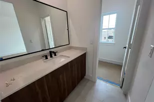 5339 Larkin St, Houston, TX 77007 - Photo 11