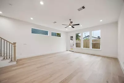 5339 Larkin Street, Houston, TX 77007 - Photo 3