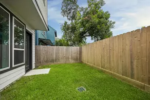 5339 Larkin St, Houston, TX 77007 - Photo 5