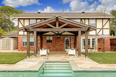 4135 Breakwood Drive, Houston, TX 77025 - Photo 13