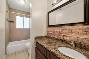 2012 Sandy Knoll Dr, Missouri City, TX 77489 - Photo 17