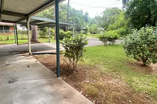368 Johnson St, Woodville, TX 75979 - Photo 5