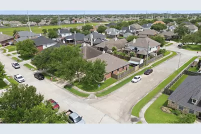 2121 Sugar Hill Drive, Deer Park, TX 77536 - Photo 31