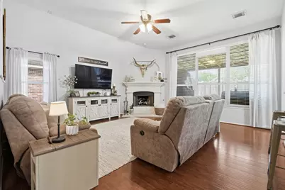 2121 Sugar Hill Drive, Deer Park, TX 77536 - Photo 7