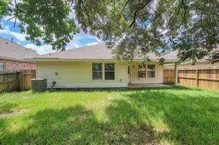 3010 Stonecross Ln, Dickinson, TX 77539 - Photo 39