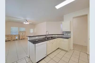 3010 Stonecross Lane, Dickinson, TX 77539 - Photo 17