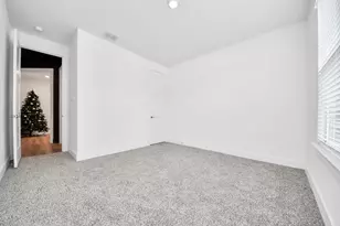 303 Springfield Terrace Dr, Conroe, TX 77304 - Photo 13