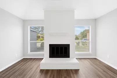 6211 Linnhaven Drive, Houston, TX 77072 - Photo 5