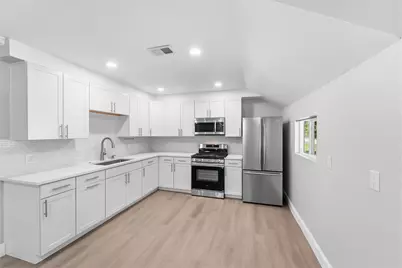 912 Seymour Street, Pasadena, TX 77506 - Photo 7