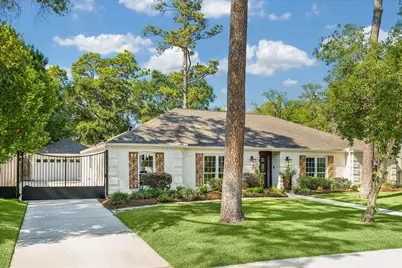 10102 Candlewood Drive, Houston, TX 77042 - Photo 33