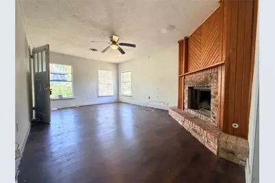 1904 Wright Boulevard, Baytown, TX 77520 - Photo 3