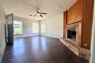1904 Wright Blvd, Baytown, TX 77520 - Photo 3