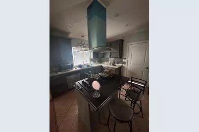 880 Prairie Street, Beaumont, TX 77701 - Photo 5