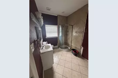 880 Prairie Street, Beaumont, TX 77701 - Photo 11
