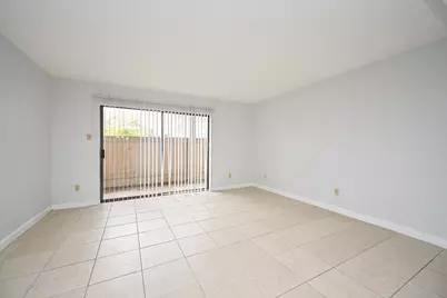 8427 Hearth Drive Drive #2, Houston, TX 77054 - Photo 15