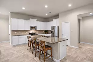 519 Yellow Bullhead Ct, Rosenberg, TX 77469 - Photo 9