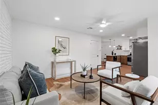 5023 Redstart St, Houston, TX 77035 - Photo 21