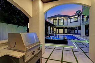 5158 Huckleberry Cir, Houston, TX 77056 - Photo 25