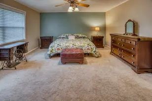 528 E US Hwy 290 Hwy, Carmine, TX 78932 - Photo 27