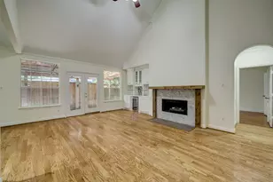 3608 Timberside Cir Dr, Houston, TX 77025 - Photo 9