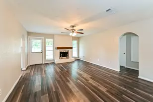 9702 Desert Flower Ln, Houston, TX 77086 - Photo 3