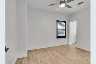 7923 Bonaire Street, Houston, TX 77028 - Photo 23