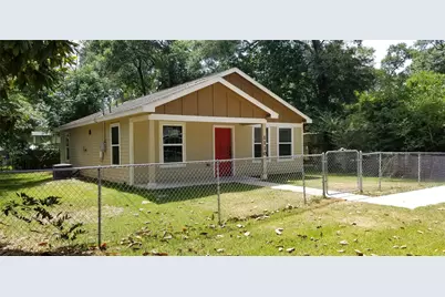 1110 N 9th Street, Conroe, TX 77301 - Photo 1
