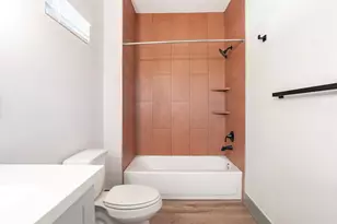 9916 Dipping Woods St, Houston, TX 77076 - Photo 9