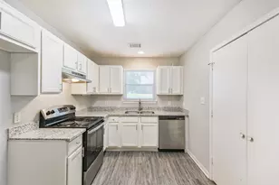 617 Avenue I, Conroe, TX 77301 - Photo 5