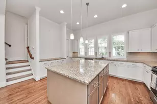 2606 Madeline Grove Dr, Houston, TX 77008 - Photo 17