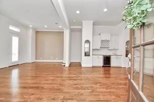 2606 Madeline Grove Dr, Houston, TX 77008 - Photo 5