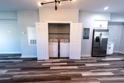 102 Marsden St #4, Houston, TX 77011 - Photo 9