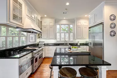 4039 Swarthmore Street, West University Place, TX 77005 - Photo 13