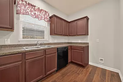 10876 S Lake Mist Lane, Willis, TX 77318 - Photo 17
