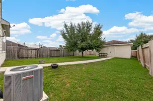 10876 South Lake Mist Lane, Willis, TX 77318 - Photo 41