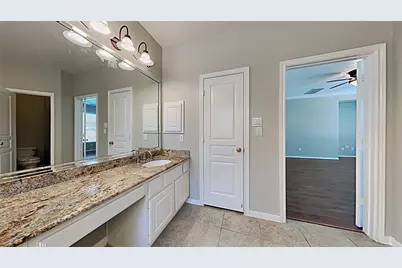 12402 Santiago Cove Lane, Houston, TX 77041 - Photo 11